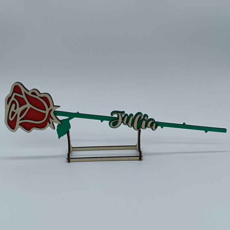 Rose personnalisée avec prénom en bois - Modèle peint